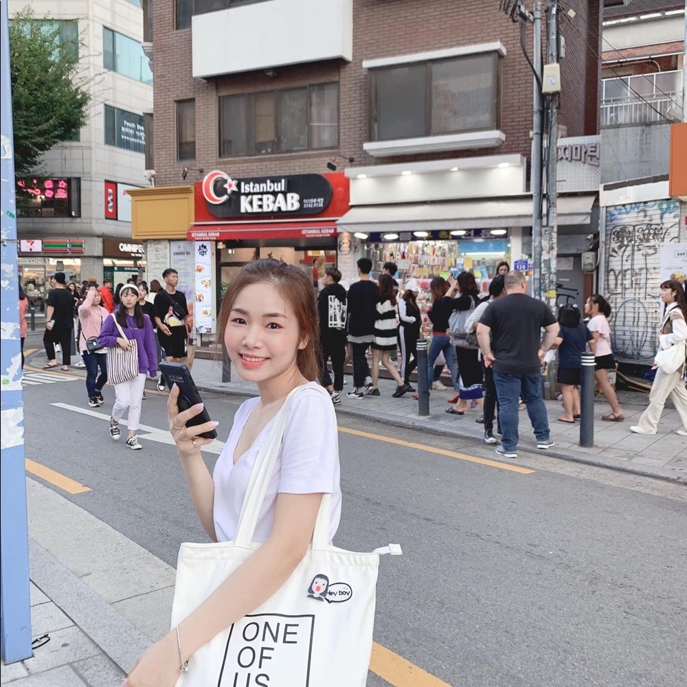 Meet your Posher, Nhat